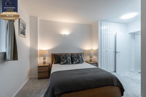 Luxury 2BR in South Kensington Balcony Lift - image 11