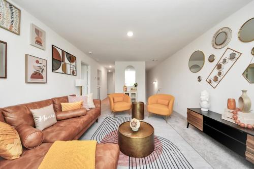 Modern Comfort, Close to Everything - Winsted Court, CT