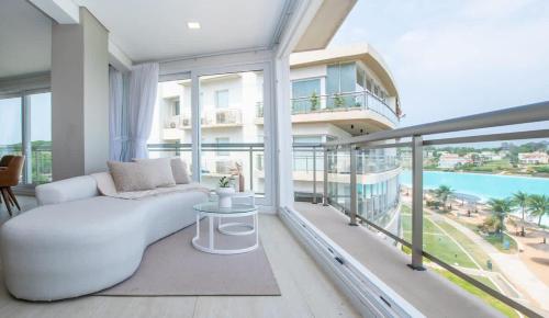 Luxury3BRLagoonView Beach BBQ
