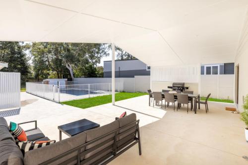 Callala On King - Pet Friendly - Swimming Pool – khách sạn tại Callala Beach