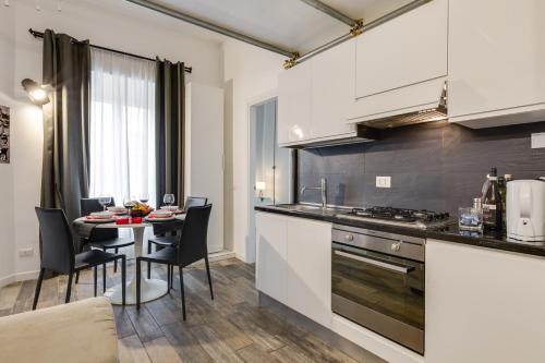 Apartment near the Vatican, Rzym (zdjęcie 4)