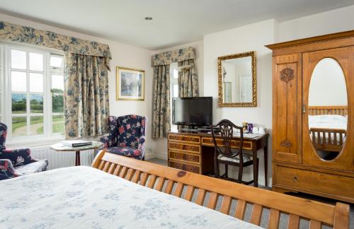 Lowerfield Farm - image 8