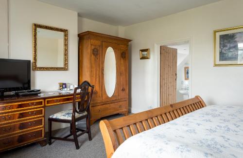 Lowerfield Farm - image 6