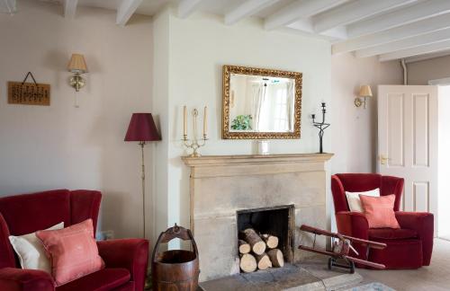 Lowerfield Farm - image 3