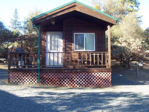 Lake of the Springs Camping Resort Cabin 3