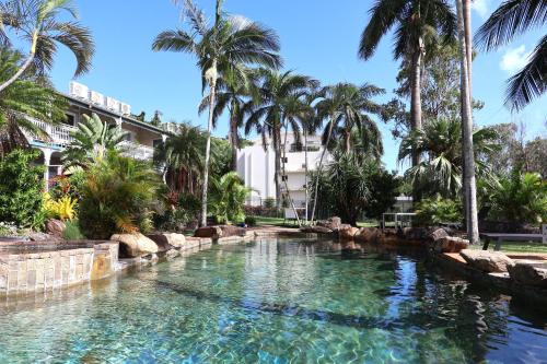 Colonial Palms Motor Inn — other in 2 Hermitage Drive, Airlie Beach AU, 4802