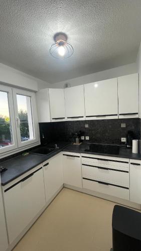 Apartment 1 room 5 minutes from Geneva in Etrembieres (Rhone-Alpes)