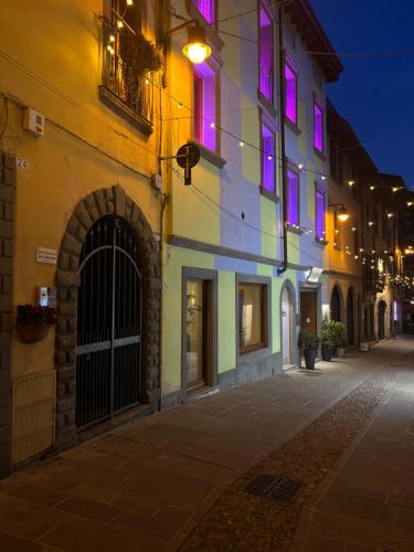 La Contrada 4