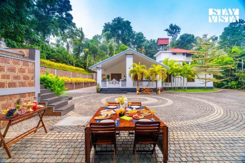 Stayvista at Haven Grandeur - Coorg Virajpet - Coorg