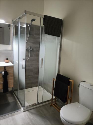 Zuhanyzó, Maisonnette étape équestre (Maisonnette etape equestre) in Verdelot