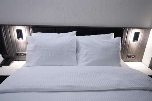 The Nava Hotel - Van