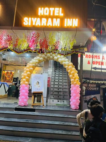 Skats, HOTEL SIYARAM Inn in Wadgaon