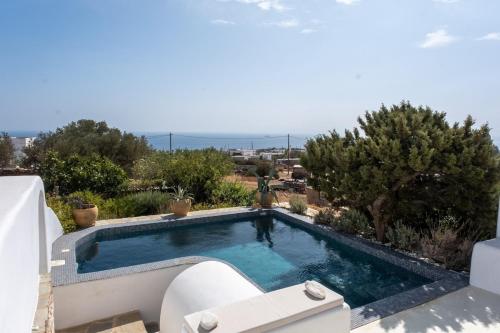 Villa Moon with Private Swimming Pool – khách sạn tại Drios