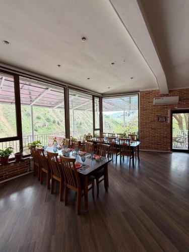 Shamshod Mountain Resort in Yusufkhona