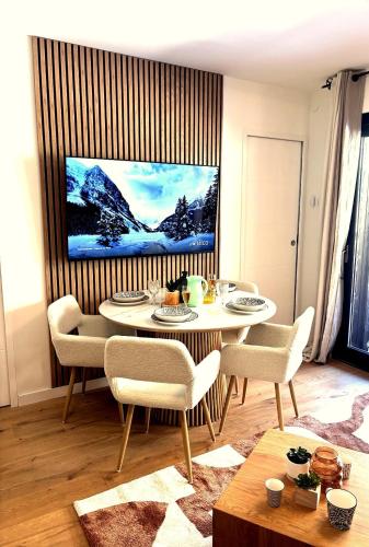 Aspen Lodge Auron, Terrasse, Parking et Ski in Saint-Étienne-de-Tinée
