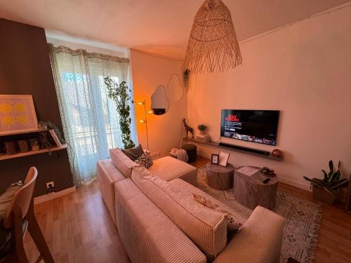 T2 cosy - proche centre et plage in 屈伊伯龍