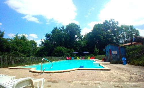 Le petit Paradis d'Hetty in Buxieres Sous Montaigut