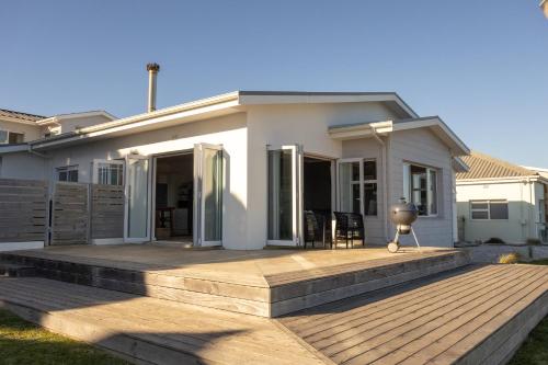 Seafront house with a view in Kleinmond