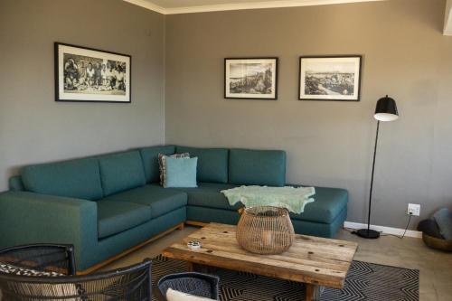 Seafront house with a view in Kleinmond