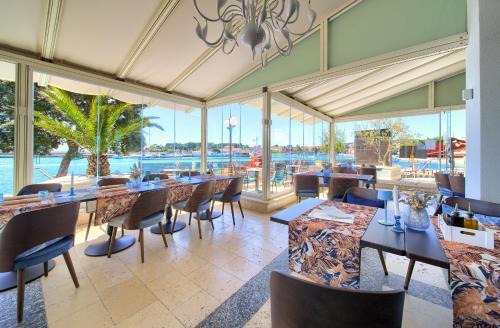 Restaurant, Hotel Marina in Insula Krk