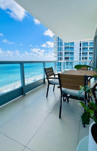 Monte Carlo by Miami Ambassadors in Miami Beach, USA