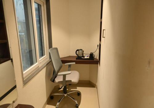 Hotel Abhilasha Premium in Dewas