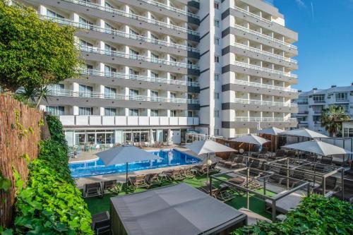 Swimmingpool, Hotel Costa Malaga - Adults Recommended - by Pierre & Vacances in Torremolinos