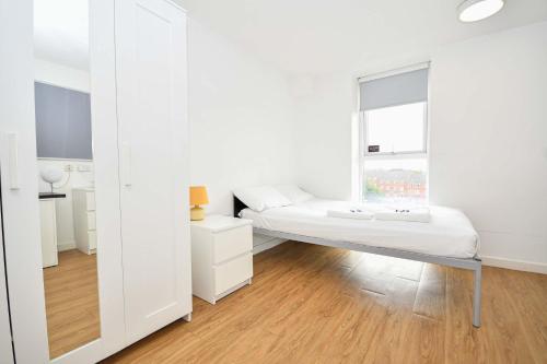 Cosy Budget En-suites, Optional Kitchen, Liverpool 4