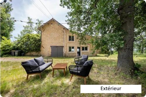 Garden, Moulin de Bigorre in Saint-Genes-de-Castillon