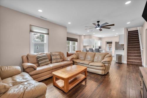 FIFA World Cup 20 min From Philly Home Sleeps 12 with 10 Car Parking in Glassboro (NJ)