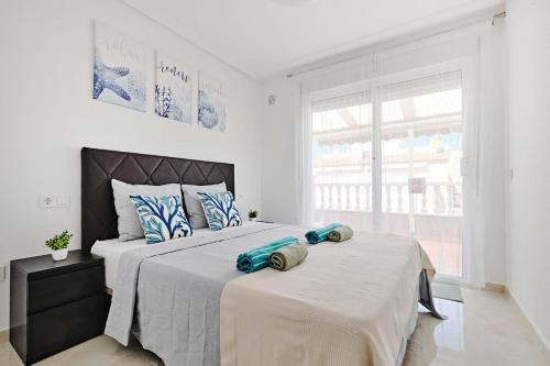 Ático SolMar - New Renovated Apartment Near Playa Los Locos & Del Cura