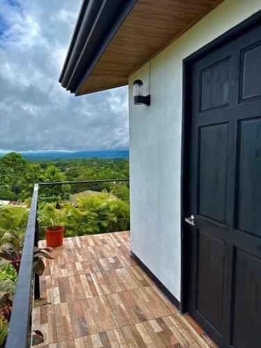 Tropical View Lodge in San Gerardo