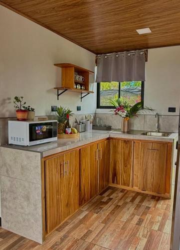 Tropical View Lodge in San Gerardo