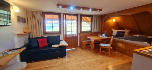 Gästehaus Holzer Kreuz -Ferienwohnung "Kornblume" in Fröhnd, Deutschland