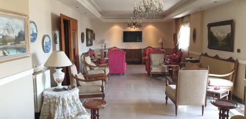 Vybavení, Luxury Appartement in Tripoli