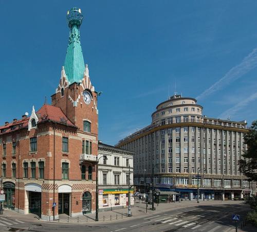 LazeMaze Hostel