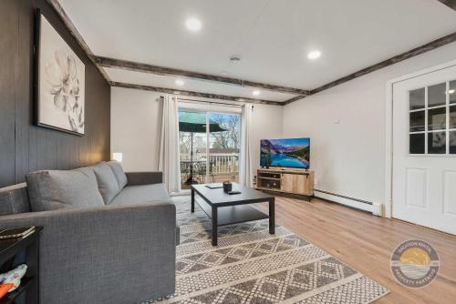 Pet-Friendly Lake Geneva Home with Game Room - image 9
