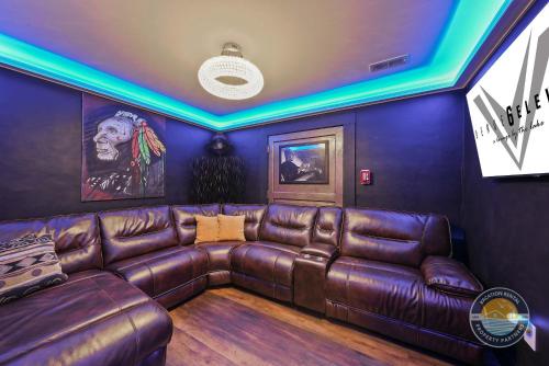 Event Lounge with Pool Table and Arcade - image 7