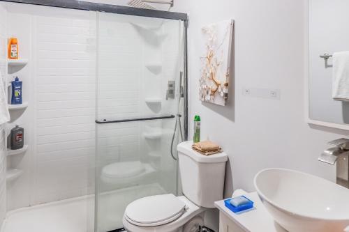 Baño, Lady G - Modern Comfort in Fairburn in Fayetteville (GA)