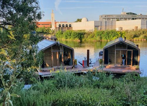  Wikkelboats at Tramkade Den Bosch in Orthen