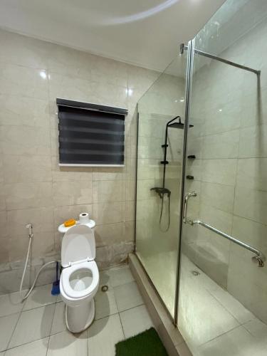 Luxury One Bedroom Apartment in Osapa Lekki - image 4