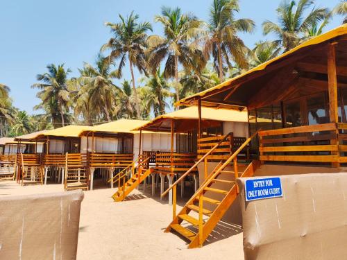 Kamaxi Beach Resort in Polem