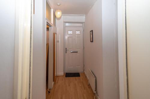 2BR Apartment in Holloway North London - main image