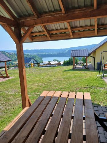 Kilátás, Tęczowe Wzgórze Bieszczady III 887 - 507 - 298 (Teczowe Wzgorze Bieszczady III 887 - 507 - 298) in Wolkowyja