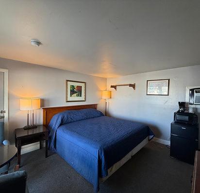 1 queen bed