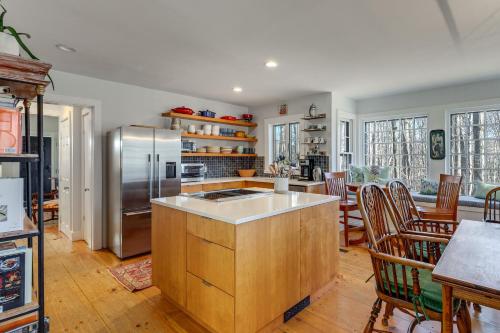 Charming Dorset Cottage Nestled in the Treetops in Dorset (VT)