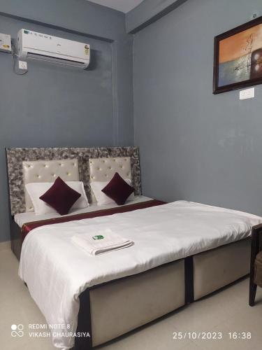 Hotel Radhika Palace