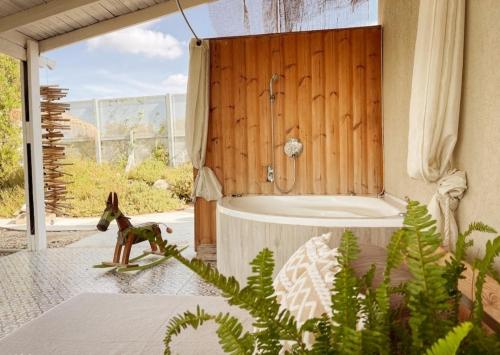 Home for Air -- 9 minutes from sea of Galilee in Givat Yoav