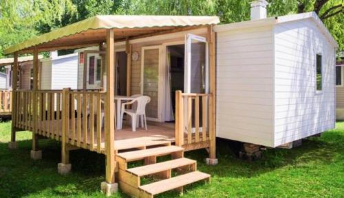 Camping le Lizot - Mobil home 3 pièces 4/6 personnes + TV MAE-8684 (Camping le Lizot - Mobil home 3 pieces 4/6 personnes + TV MAE-8684) in Paizay-le-Chapt