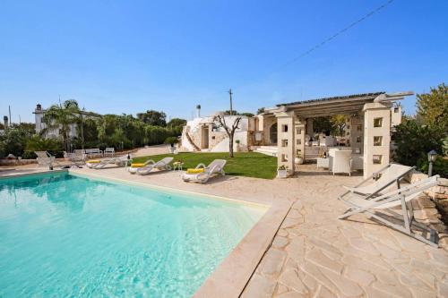 Facilities, Villa Trullo Saraceno by Villa Plus in Ramunno I